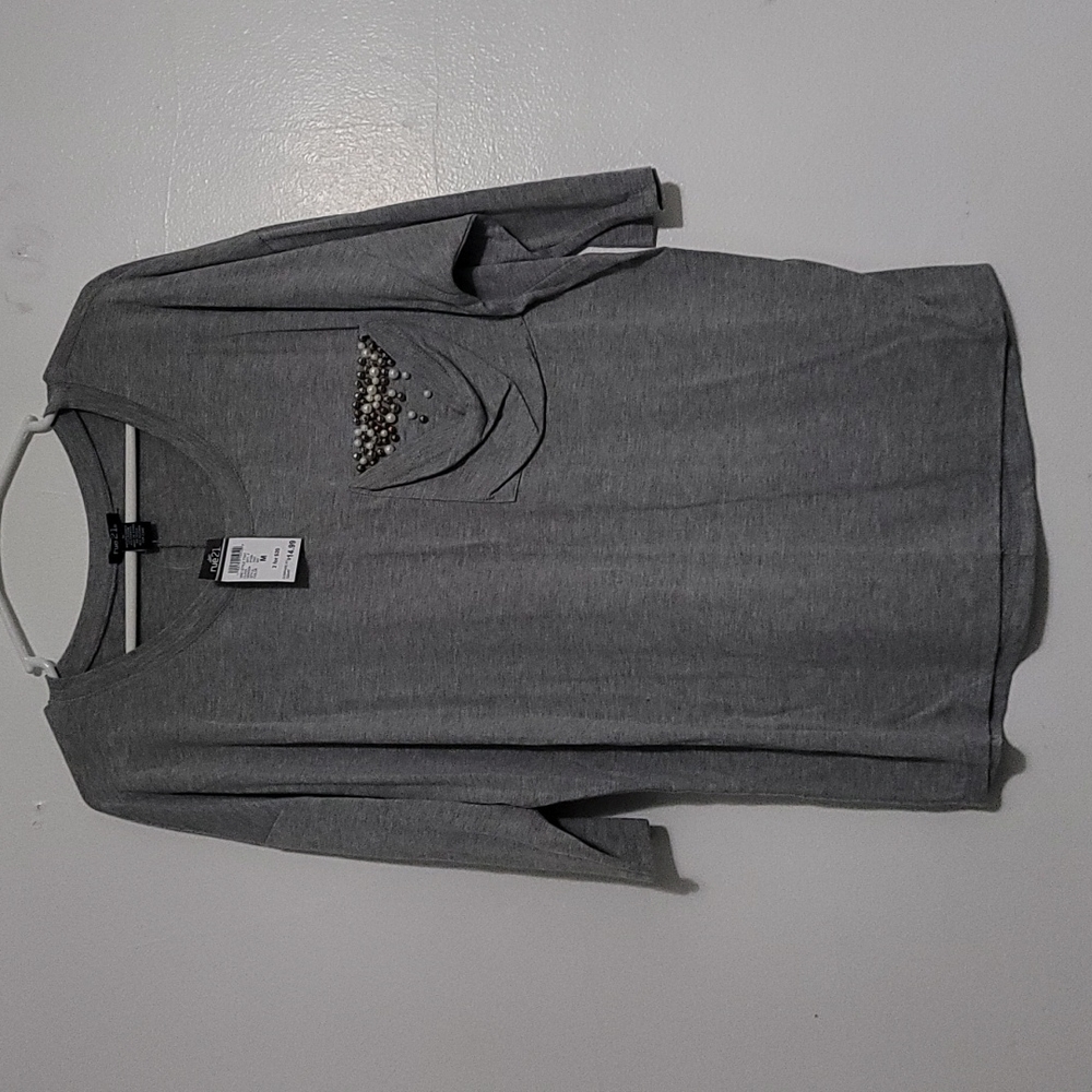 Women's Rue21 Medium Decorative Pocket Batwing Mid-length Sleeve Gray Shirt
